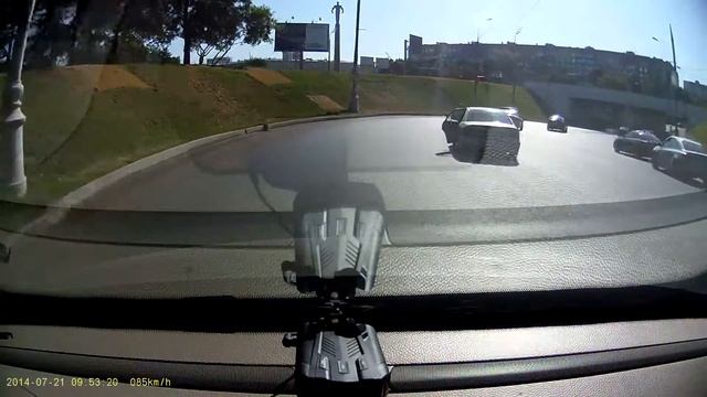 Открылась дверь во время движения смотреть онлайн