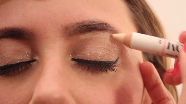 Boom Boom's Push-Up Brow Highlighting Pencil смотреть онлайн