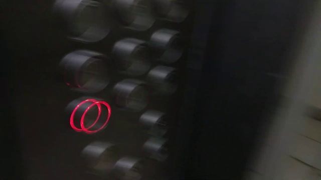 Грузовой лифт СЛЗ 2015 г. V=1 м/с. Q=1000 кг смотреть онлайн