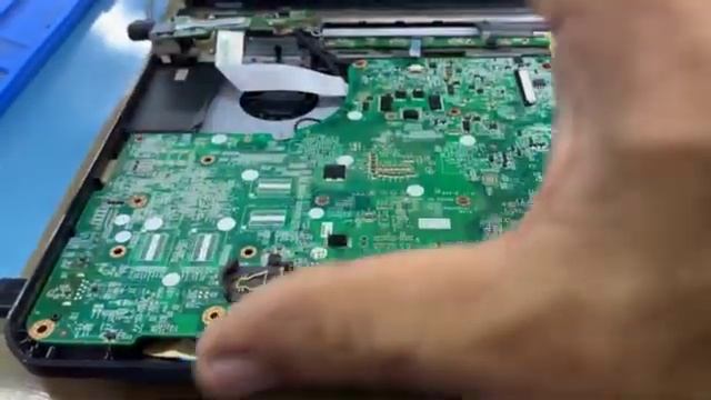 REPARO DO NOTEBOOK POSITIVO SIM + PLACA- ECS MB40IAX REV B1 SEM AUDIO NOS HEADPHONE. смотреть онлайн