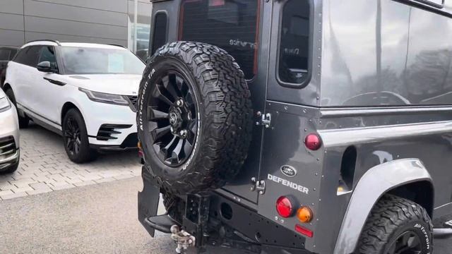 Used Land Rover Defender 90 2.2d XS смотреть онлайн