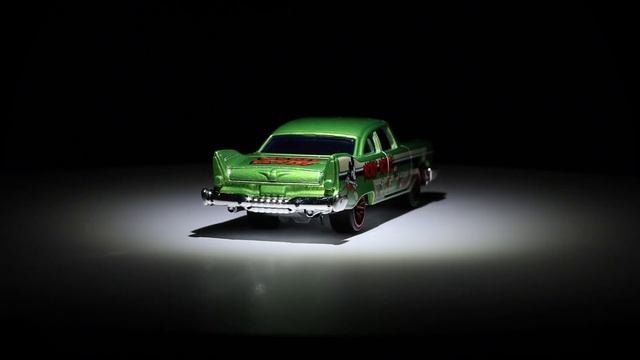Hot Wheels '57 Plymouth Fury Mickey Mouse 90th Anniversary [2018] смотреть онлайн