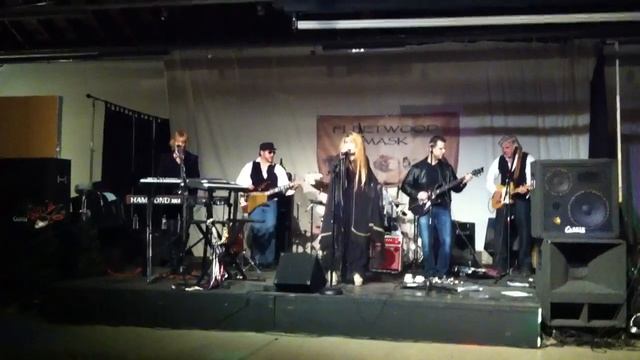 Fleetwood Mac Tribute Band "Fleetwood Mask" at Legendary Ro смотреть онлайн