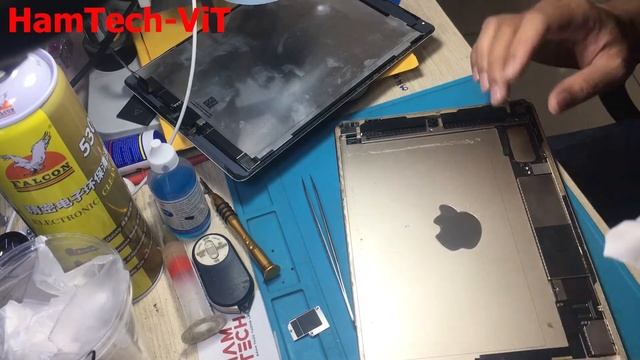 Replace screen ipad air2, battery ipad air2 swollen смотреть онлайн