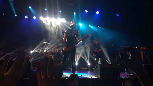 Skillet - Comatose (Live from Kiev. 15.06.2016) смотреть онлайн