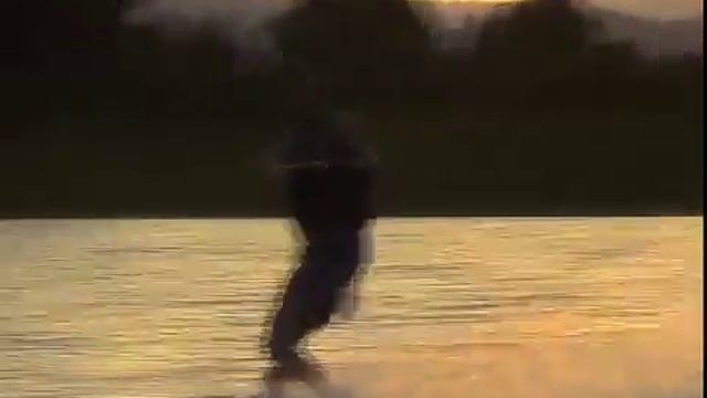 Great Wakeboarding to Toby Mac смотреть онлайн