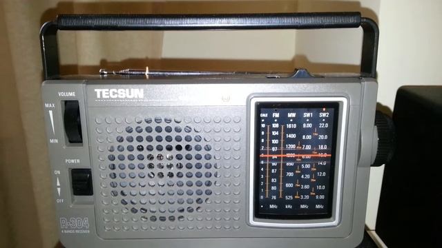 Tecsun R-304  SW Morning International Broadcast