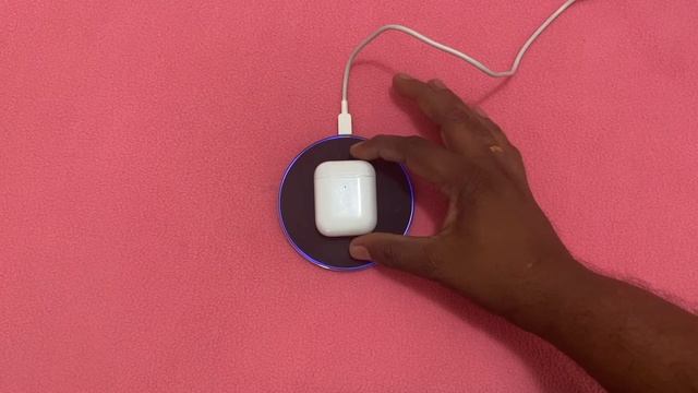 FAKE AIRPOD 2 WITH WIRELESS CHARGING CASE смотреть онлайн