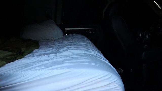 How not to spend money on a Hotel while road tripping? смотреть онлайн