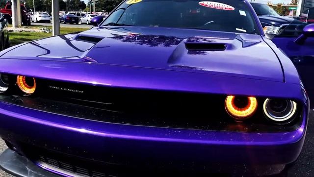 2019 Dodge Challenger SXT PLUS Walk Around смотреть онлайн