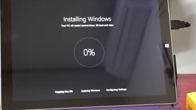 Windows 10 Insider Preview 10122 Installation(Animation) смотреть онлайн