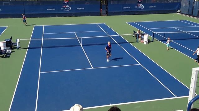 J-Mac Serves and Volleys (3) смотреть онлайн