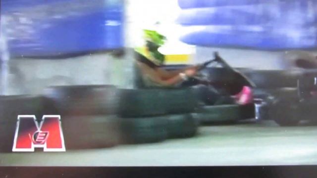 M3TV & Manuela Vásquez en Xtreme Racer смотреть онлайн