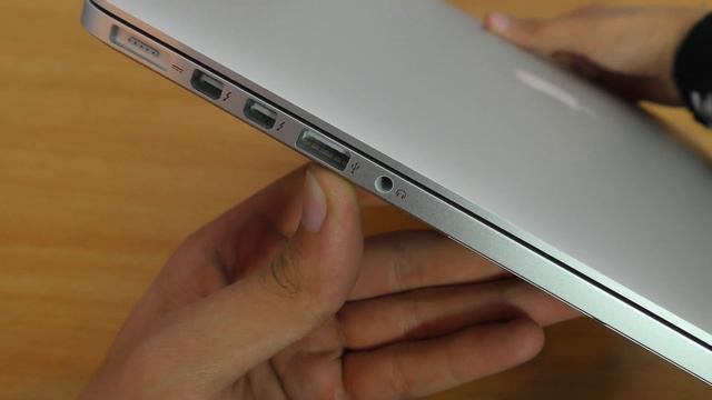 Macbook Pro 15.4 Inch Mid 2015 Unboxing & First Look (4K) смотреть онлайн
