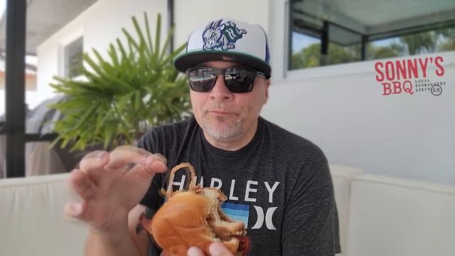 Sonny's BBQ® Candied Bacon Chicken Sandwich Review! 🍬🥓🐔🥪| The Big Deal Meal! | theendorsement смотреть онлайн