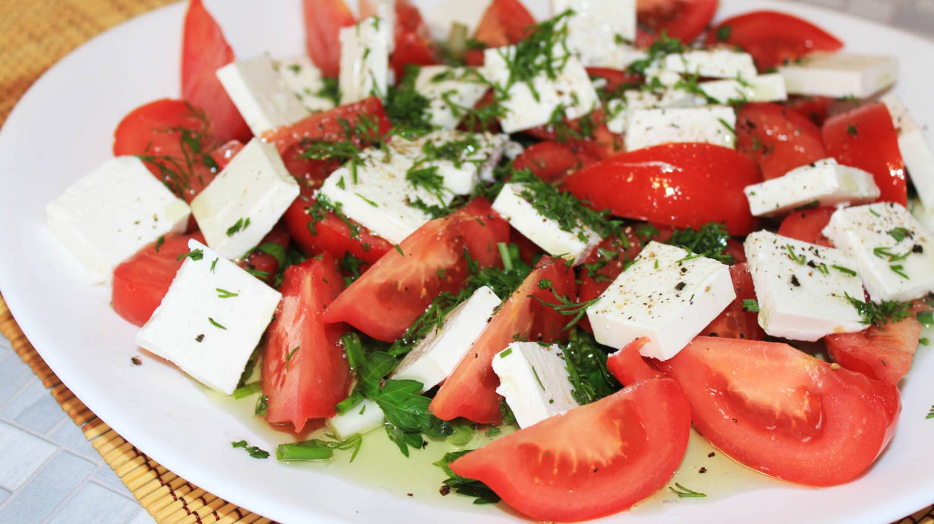 Помидоры с брынзой и ароматным маслом смотреть онлайн