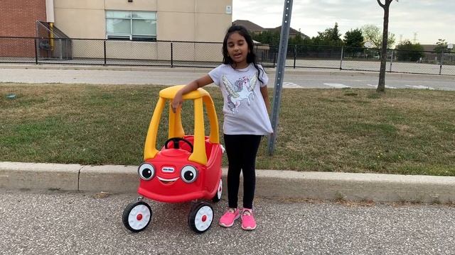2020 Little Tikes Cozy Coupe | Toy Car Review | Driving.ca смотреть онлайн