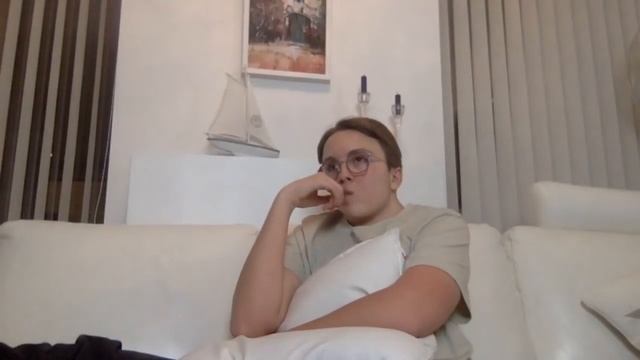 jeg reagerer på debatten (sophie elise vs. kristin gjelsvik) смотреть онлайн
