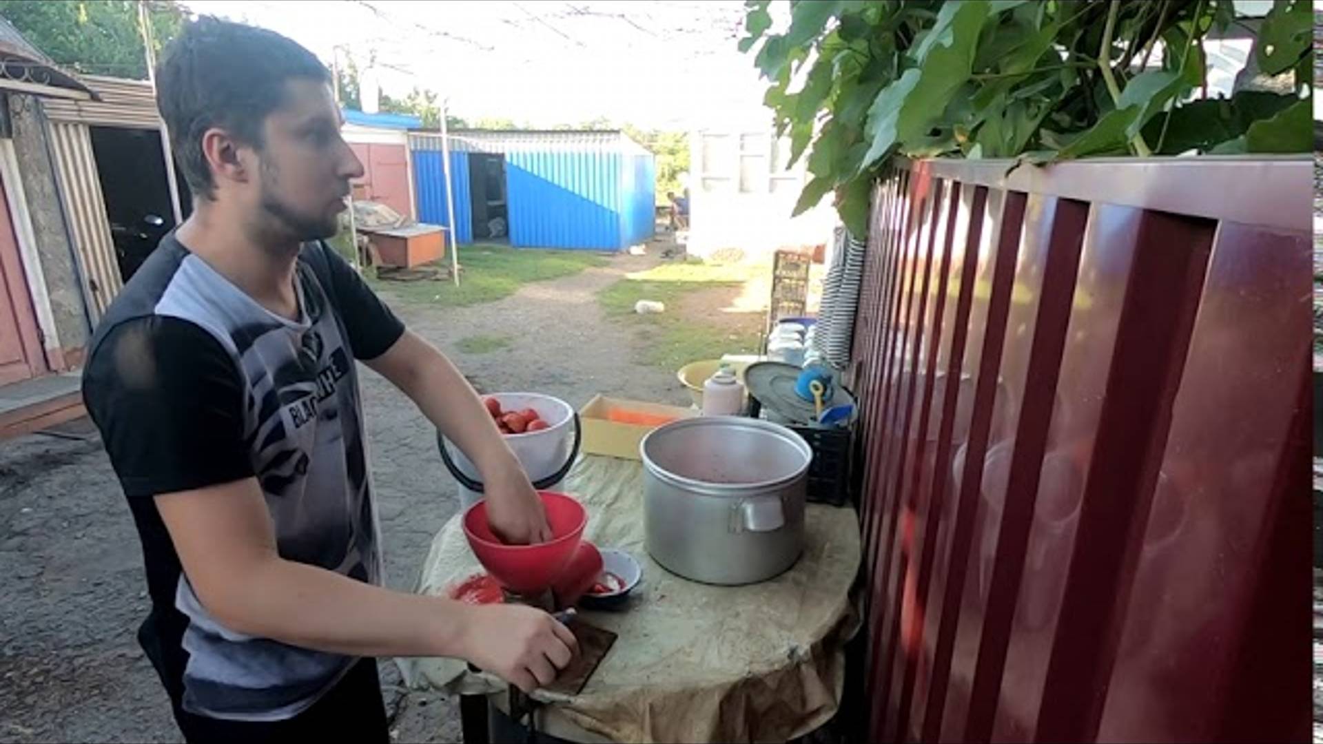 Переработка помидор томатов в домашних условиях томатный сок, морс. Ручная соковыжималка СССР смотреть онлайн