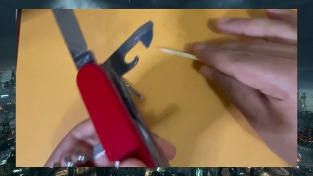 How To: Batman's Utility Belt смотреть онлайн