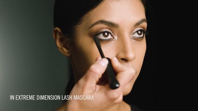 MAC Cosmetics: Look In A Box "Sultry Sweet" ماك كوزميتيكس: بوكس مكياج смотреть онлайн