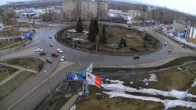 Как так то? Кольцо у автовокзала. 05.04.2015 смотреть онлайн