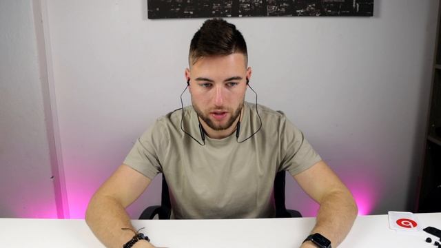 Beats Flex First Look and Sound Comparison to Airpods & Airpods Pro! смотреть онлайн