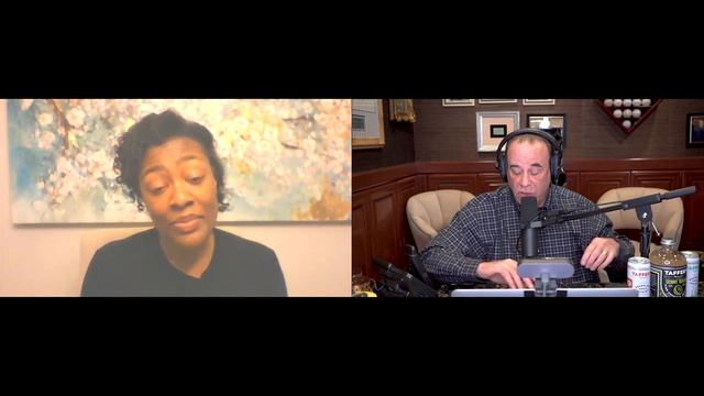 Chef Tiffany Derry explains how to revolutionize the service industry during a pandemic смотреть онлайн