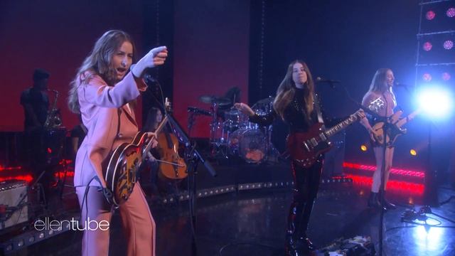 HAIM Performs 'Little of Your Love' смотреть онлайн