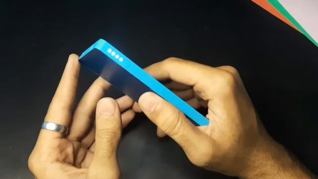 Power Bank Which Can Fit In Your Pocket ! | Mophie Powerstation Mini смотреть онлайн
