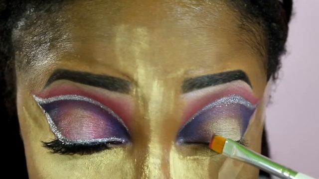 Valentine's Day Makeup Tutorial смотреть онлайн