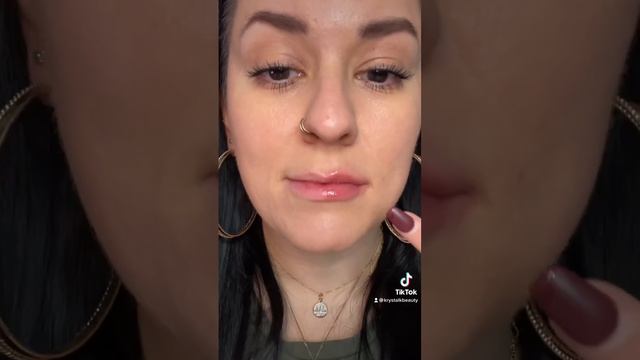 The most INTENSE lip plumper!! смотреть онлайн