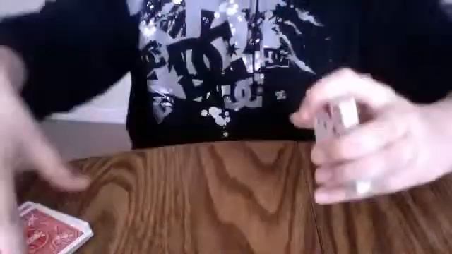 New Macbook Pro Photo Booth webcam test - Myquicktricks card trick. смотреть онлайн