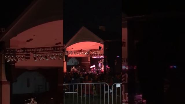 Lincoln-Way Marching Band hosts Night Ranger “California Dreaming” concert: Sister Christian/Still смотреть онлайн