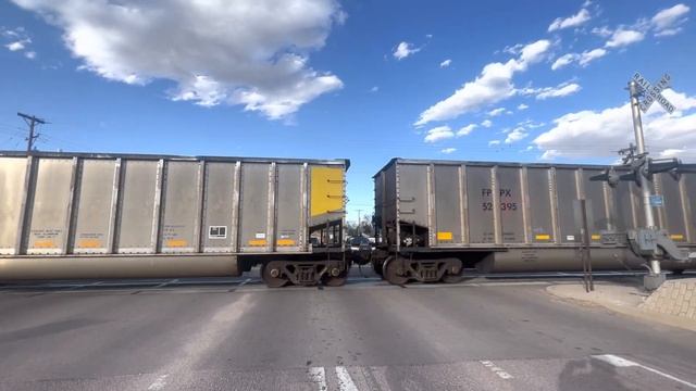 BNSF #9274 Leading & NB E-HAFBKM0-42A With H2 MAC DP Middle Unit 4/29/23 смотреть онлайн