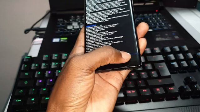 Install HadesROM Q V2.0 - One UI 2.5 Android 10 Rom For Galaxy Note8 /S8/S8+
