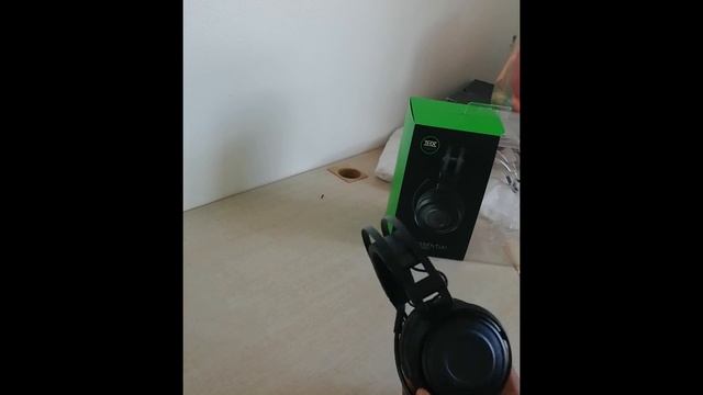 Razer Nari Essential Review смотреть онлайн