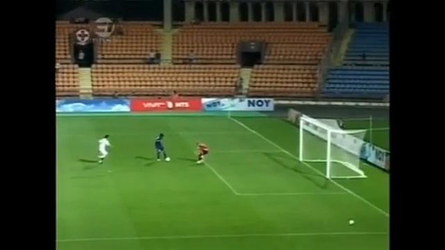 Pyunik Yerevan(Arm) - Teteks(Mac) 1-0 (93' Ayvazyan) смотреть онлайн