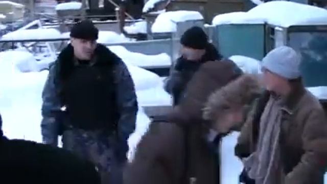 Ментовский беспредел в Киеве.mp4 смотреть онлайн