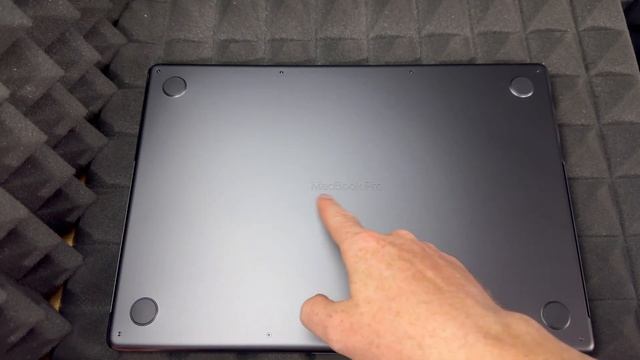 Apple MacBook Pro 16.2" (Fall 2023) - Space Black Apple M3 Pro / 512GB SSD / 18GB RAM Unboxing смотреть онлайн