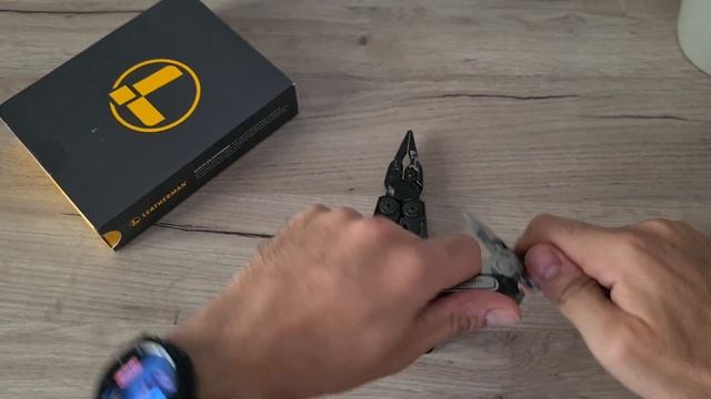 Leatherman ARC Vs Leatherman SURGE