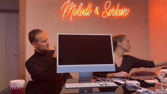 Yeni Apple iMac 24 İnç l Kutulu Açılışı l Kurulum Ve İnceleme смотреть онлайн