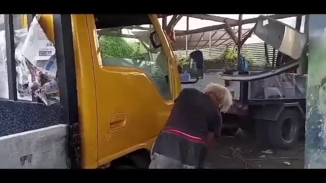 ISUZU ELF 4GJ2 TRANSFORMATION смотреть онлайн
