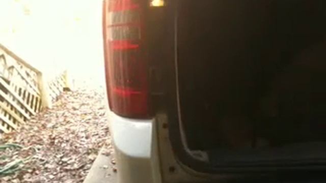 How to Replace a 2009 Grand Caravan Tail Light смотреть онлайн