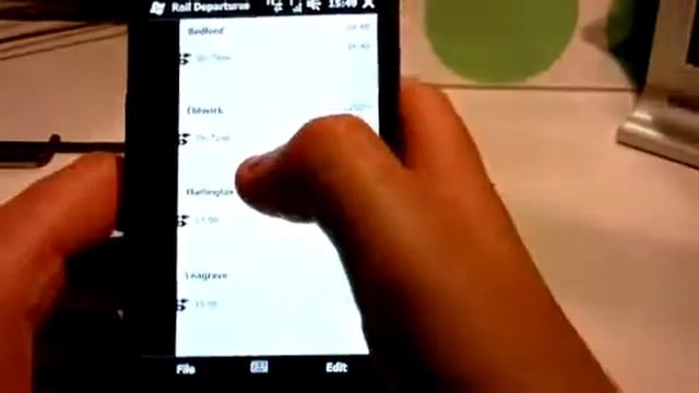 Windows Mobile: UK Live Departure - Train Times In The UK смотреть онлайн
