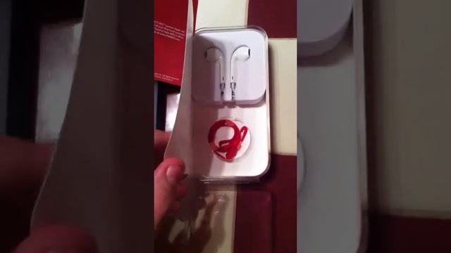 iPod touch 5th generation product (red) смотреть онлайн