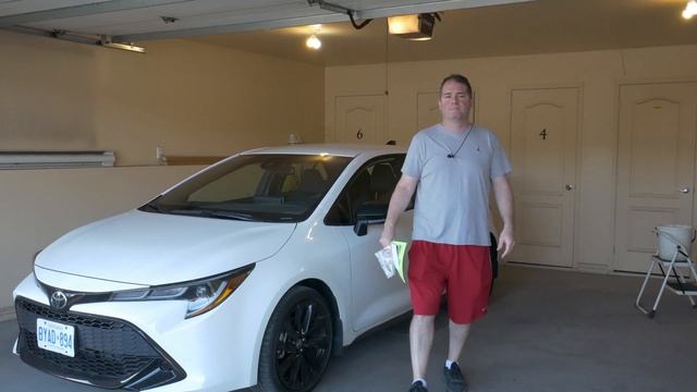 How to Clean Car Windows | Wipe and Glow смотреть онлайн