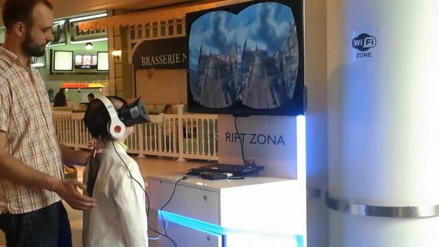 Я впервиє на "окулус лифт" !класная игрушка пойди смотреть онлайн