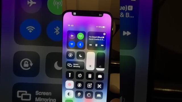 iPhone14 Dynamic Island on older devices with notch смотреть онлайн