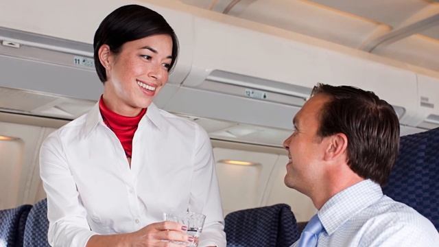 Can a Flight Attendant Force You to Close the Window Shade? | Airfarewatchdog смотреть онлайн